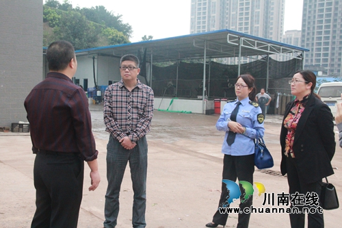 泸州市食药监局督查合江县食品安全工作(图1)