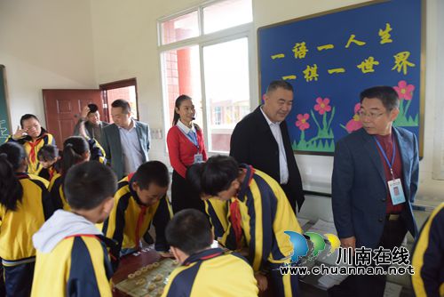 泸州市教育局督查调研叙永教育综合改革工作(图2)