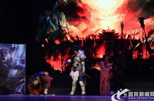 川南四市大学生艺术作品展演在宜宾举行(图3)
