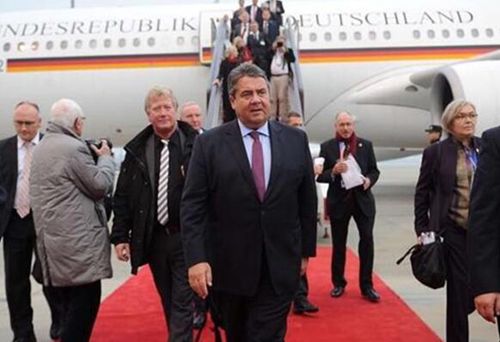 德国副总理再访川&nbsp;委托朋友照顾德国中小企业(图2)