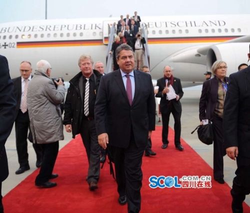 德国副总理参加西博会 110人代表团有54企业家(图1) 德国副总理参加西博会 110人代表团有54企业家(图1)