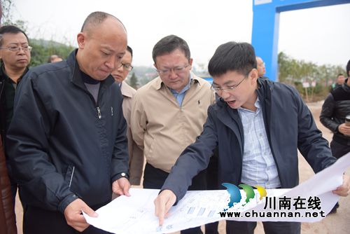 县长现场“督战” 叙永奋战三百天建新三中(图1) 县长现场“督战” 叙永奋战三百天建新三中(图1)