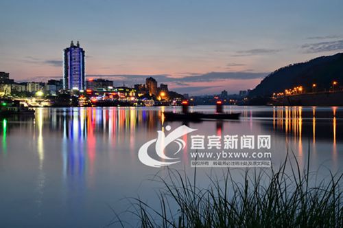 宜宾2017春节亮化方案开始征集 奖金上万(图2) 宜宾2017春节亮化方案开始征集 奖金上万(图2)