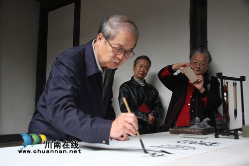 蔡锷将军后人来泸州纳溪重温护国战争历史(图8) 蔡锷将军后人来泸州纳溪重温护国战争历史(图8)
