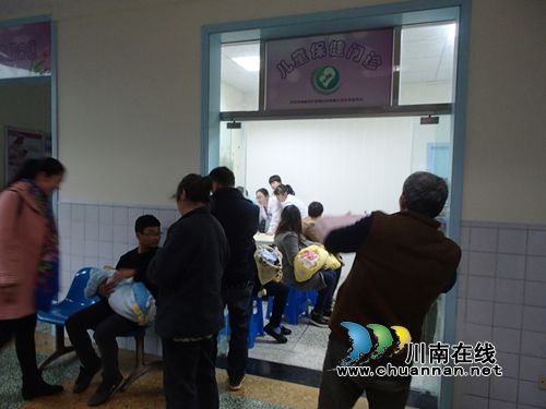 纳溪区第二人民医院开展新生儿听力筛查(图1)