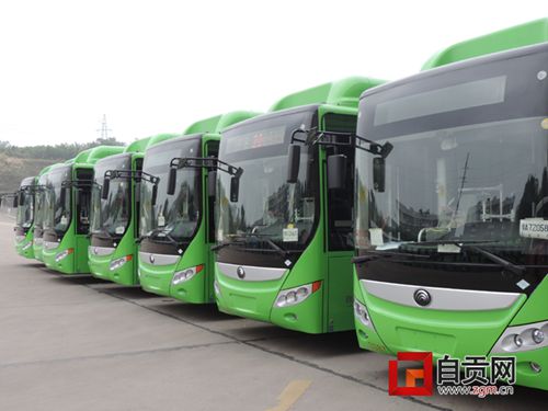 自贡投放60台新能源高级公交车(图1)