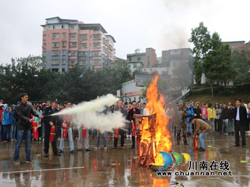 合江县中小学开展“119消防宣传日”主题活动(图2)