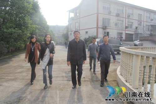 泸县县委常委、代理县长肖刚到云龙镇走访调研(图3)