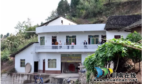 泸州：两位村小老师与四条生命的故事(图6)