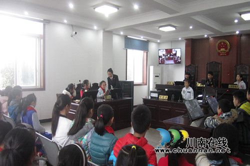 合江县榕山司法所组织青少年参与模拟法庭活动(图1) 合江县榕山司法所组织青少年参与模拟法庭活动(图1)