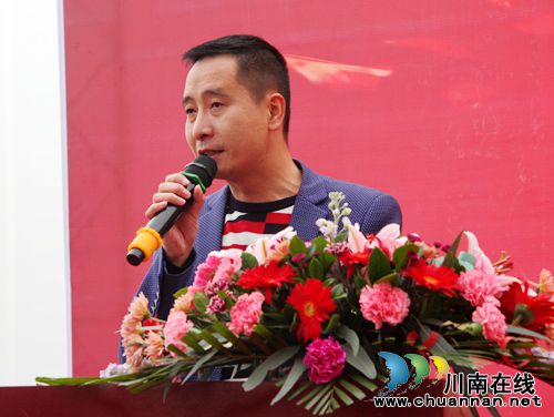 泸州韬明世家装饰工程公司在西南商贸城开业(图6) 泸州韬明世家装饰工程公司在西南商贸城开业(图6)