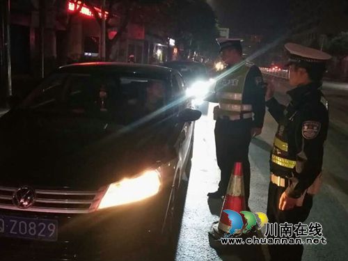 宜宾县交管大队集中整治酒驾醉驾违法犯罪行为(图2)