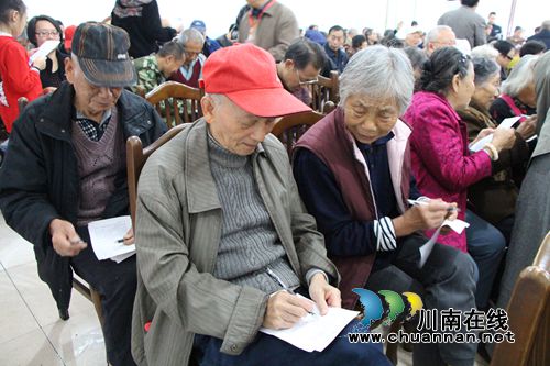 红星街道7万余名选民选举产生21名区人大代表(图2)