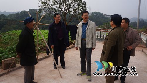 泸县立石镇开展敬老院工作检查(图2)