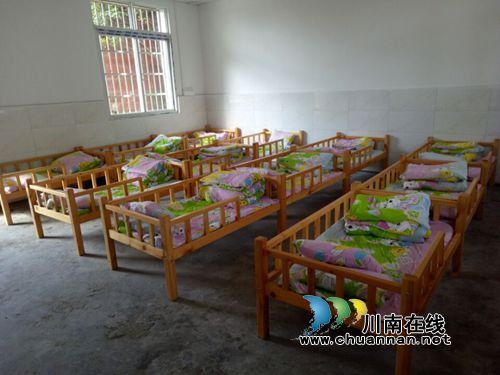纳溪龙车鼓楼山小学幼儿园极力打造高标准幼儿园(图2) 纳溪龙车鼓楼山小学幼儿园极力打造高标准幼儿园(图2)