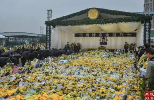 余旭烈士父母说的这些话，感动每一个中国人！(图14)