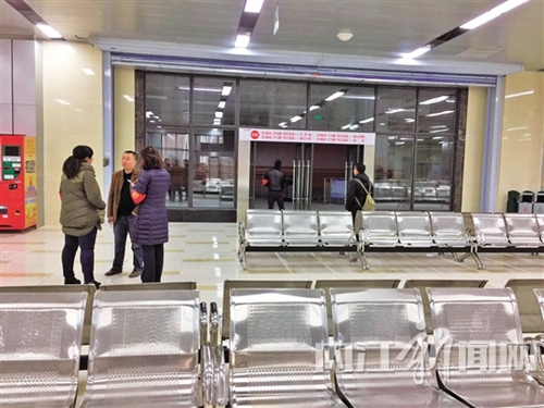 成渝高铁内江北站地下公交车站正式启用(图1) 成渝高铁内江北站地下公交车站正式启用(图1)