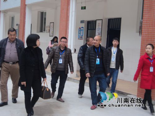 合江县自怀镇通过泸州市教育均衡发展达标验收(图2)