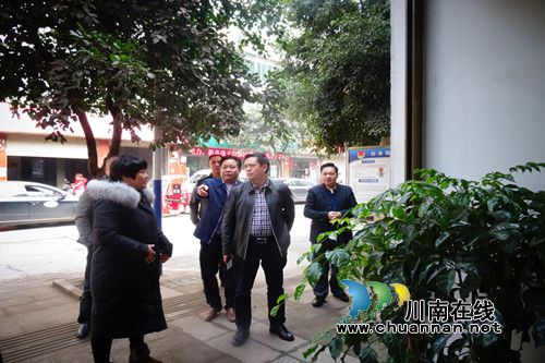 合江县委政法委调研白米镇大综治工作(图1)
