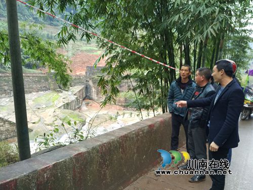 合江五通镇：开展水电站安全大检查(图1)