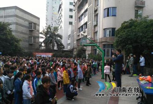 大山坪街道联合学校开展消防安全应急演练及培训(图1)