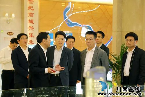 王雁飞调研泸州金融商业中心（佳乐世纪城）(图3)