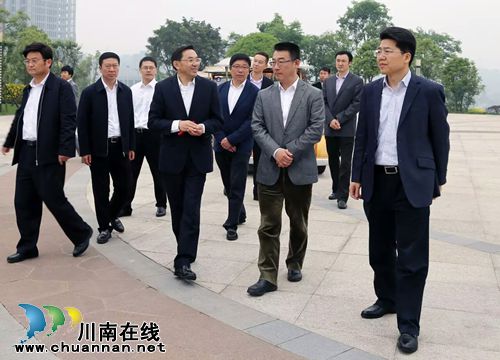 王雁飞调研泸州金融商业中心（佳乐世纪城）(图6)