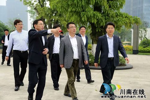 王雁飞调研泸州金融商业中心（佳乐世纪城）(图5)