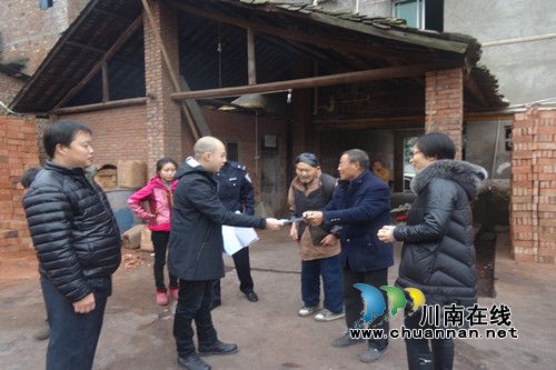 合江县实录司法所开展送法进企业活动(图2)