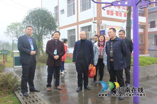 王亚强张学彬到泸县百和镇检查验收法治创建工作(图1)