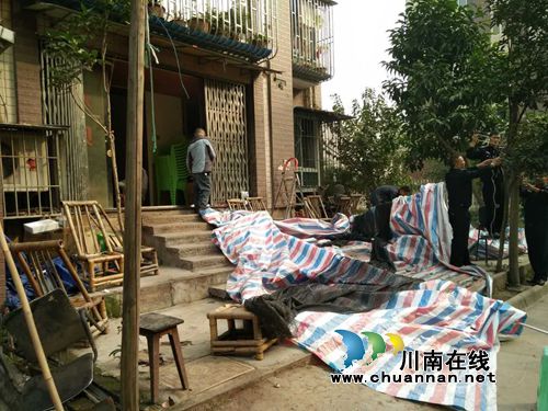 泸州张坝景区:多措施“创文” 提升群众满意度(图1) 泸州张坝景区:多措施“创文” 提升群众满意度(图1)