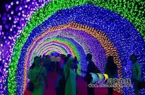 观彩灯约女神 去佳乐世纪城奢香公园浪漫一回!(图3) 观彩灯约女神 去佳乐世纪城奢香公园浪漫一回!(图3)
