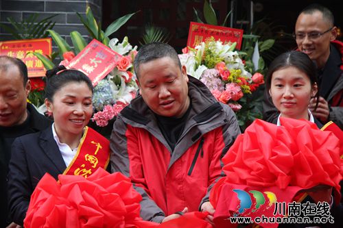 沈酒新店开张送福利:免费品美酒还可领起走(图8) 沈酒新店开张送福利:免费品美酒还可领起走(图8)