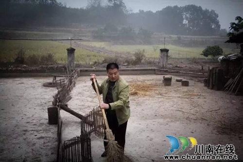 中国沈酒到合江县马鹿村开展精准扶贫捐助活动(图7) 中国沈酒到合江县马鹿村开展精准扶贫捐助活动(图7)