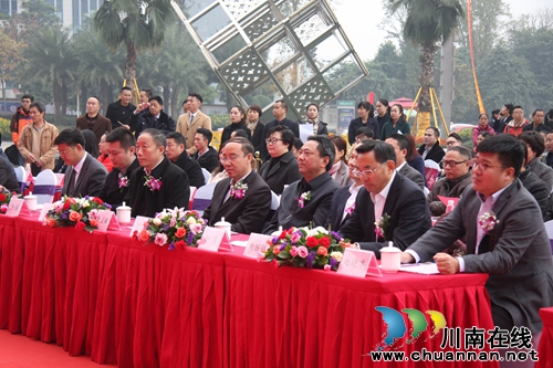 泸州明年底建成欢乐海底世界 面积达上万平米!(图6) 泸州明年底建成欢乐海底世界 面积达上万平米!(图6)