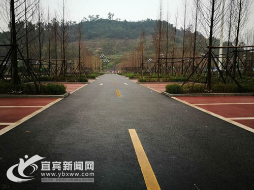 本周末 宜宾翠屏山公园生态停车场投入使用(图4) 本周末 宜宾翠屏山公园生态停车场投入使用(图4)
