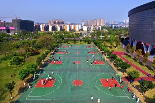 泸州将构建城市社区15分钟健身圈(图1)