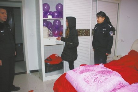 宜宾:新人结婚上万礼金被盗 “卧底”竟是同事(图1) 宜宾:新人结婚上万礼金被盗 “卧底”竟是同事(图1)