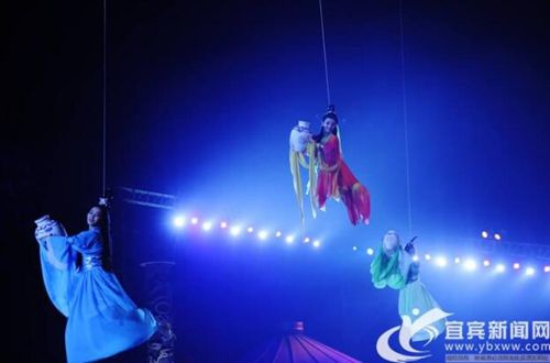 醇香美酒传承千年 宜宾举行酒圣祭祀暨封坛大典(图3) 醇香美酒传承千年 宜宾举行酒圣祭祀暨封坛大典(图3)