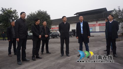 泸县县长肖刚到立石镇开展安全生产检查(图1) 泸县县长肖刚到立石镇开展安全生产检查(图1)