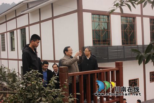 全国政协副主席万钢调研泸州合江脱贫攻坚工作(图3) 全国政协副主席万钢调研泸州合江脱贫攻坚工作(图3)
