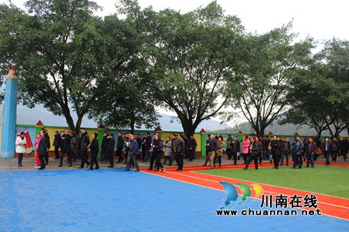 泸州古蔺:吹响教育均衡发展迎省检“集结号”(图3) 泸州古蔺:吹响教育均衡发展迎省检“集结号”(图3)