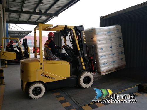 保税物流惠泽西部 阿联酋塑料粒子首进泸州(图2) 保税物流惠泽西部 阿联酋塑料粒子首进泸州(图2)