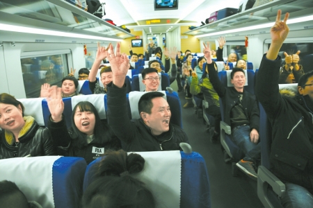 成渝高铁一周年 内江北站成客流第一大中间站(图3) 成渝高铁一周年 内江北站成客流第一大中间站(图3)