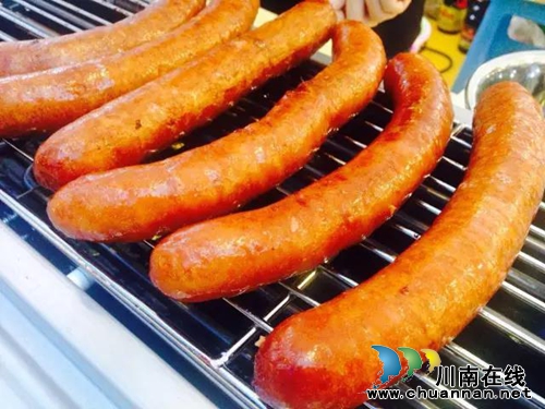 台湾最火爆士林夜市今日已正式空降泸州(图3)