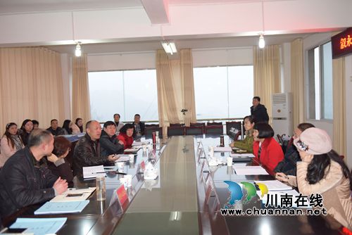泸州市政府督导组验收叙永教育均衡发展工作(图2)