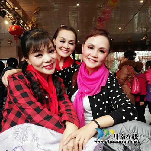 新面貌新精神!泸州知青2017新年团拜会嗨翻天(图33) 新面貌新精神!泸州知青2017新年团拜会嗨翻天(图33)