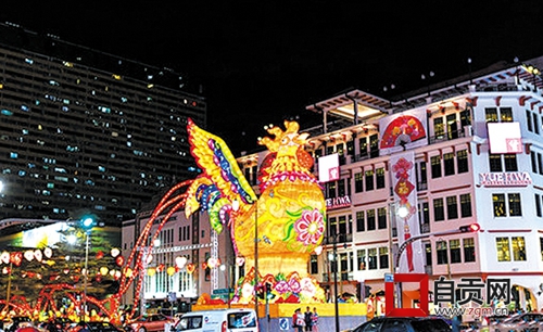 点亮彩灯迎春&nbsp;自贡5500盏彩灯闪耀新加坡牛车水(图1)