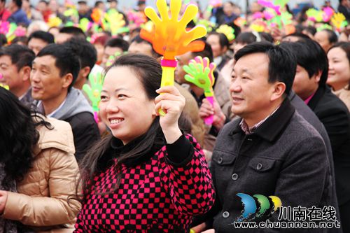 云溪放歌！泸州幸福新农村农民开心过大年(图9)