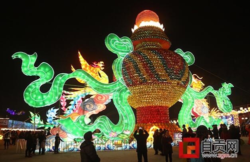 璀璨登场!首届中国·荣县大佛文化灯会开幕(图3) 璀璨登场!首届中国·荣县大佛文化灯会开幕(图3)